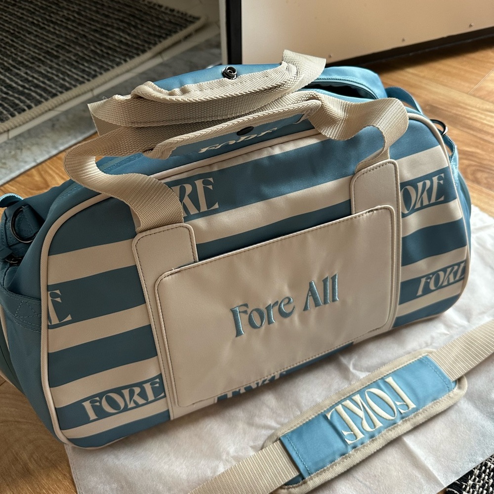 FORE  ALL Blue and Cream BOSTON BAG
New used once